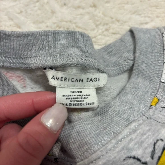 American Eagle fleece grinch pajama set - Picture 4 of 5